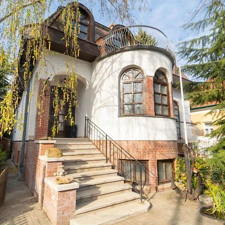 Villa Butterfly Budapest Exterior photo
